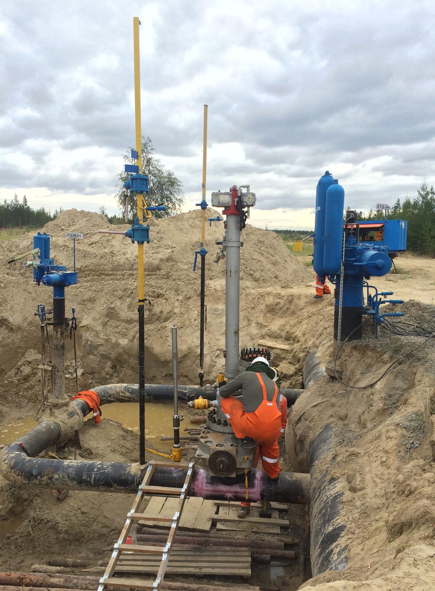 High pressure hot tapping machine- BISEP Temporary Line Plugging gas
